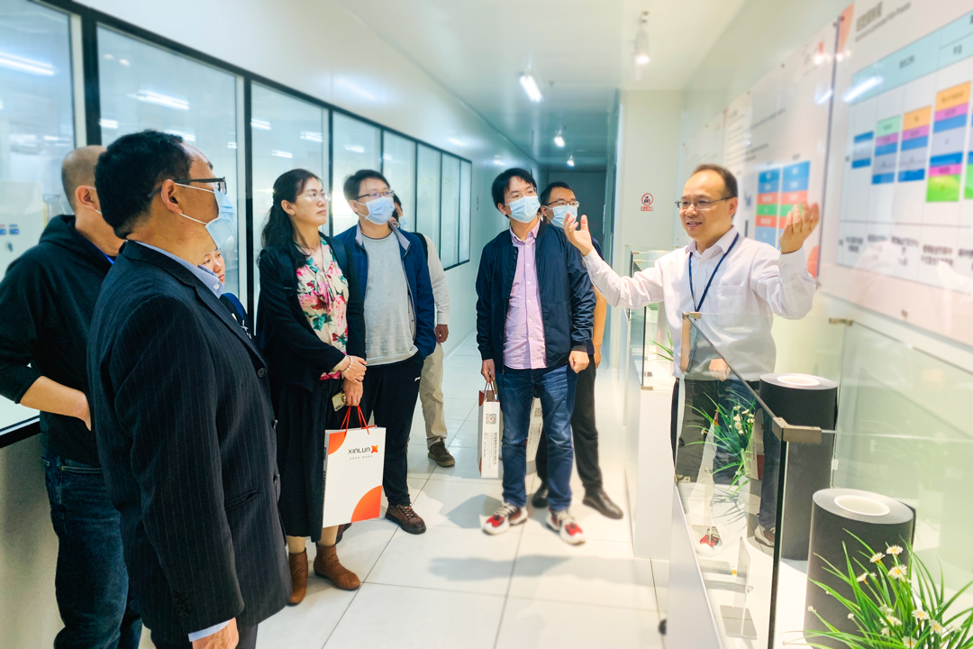 季總參觀通道講解.jpg 季總參觀通道講解.jpg